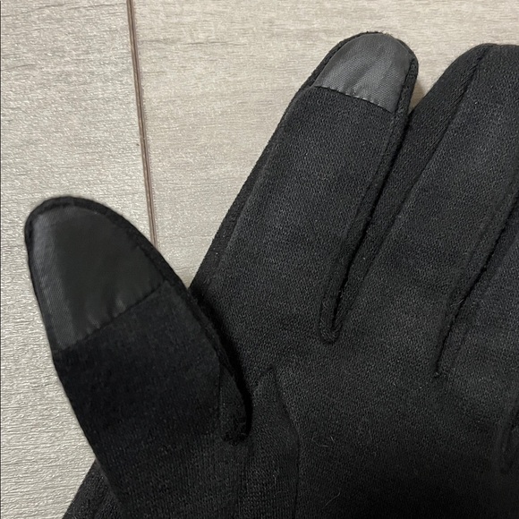 Sparkle Black Women's Stretch Gloves Touchscreen, Size S/M - Picture 4 of 6